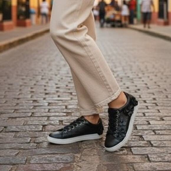 "NANETTE LEPORE" WINSLET, 8, Leather Sneakers, 3-D Flower,Fairy,Whimsygoth, - Picture 2 of 13